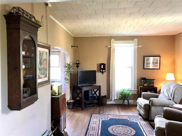 Centerville, IN 47330,401 N Mineral Springs RD