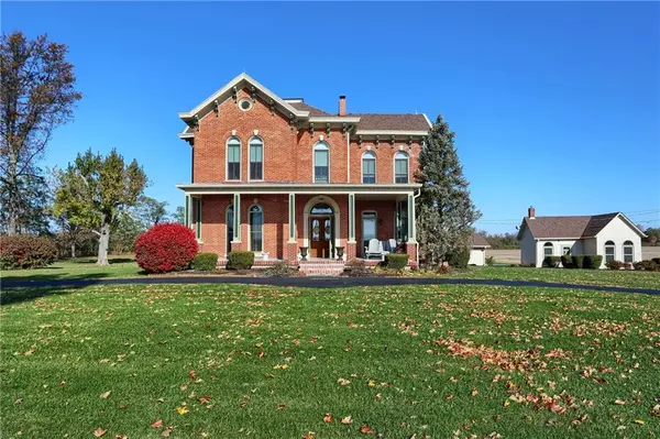 5598 W Old National RD, Knightstown, IN 46148