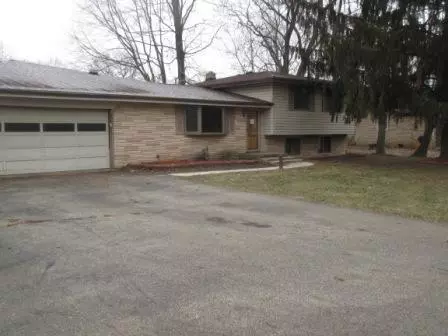 2207 W Orchard DR, Fortville, IN 46040