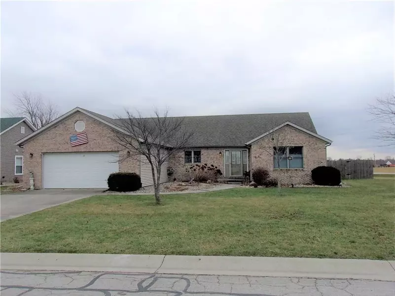 28 S HICKORY LN, Crawfordsville, IN 47933