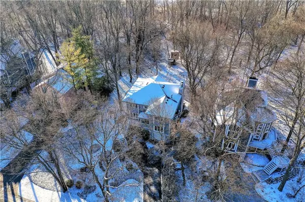 Indianapolis, IN 46240,2105 Beach AVE