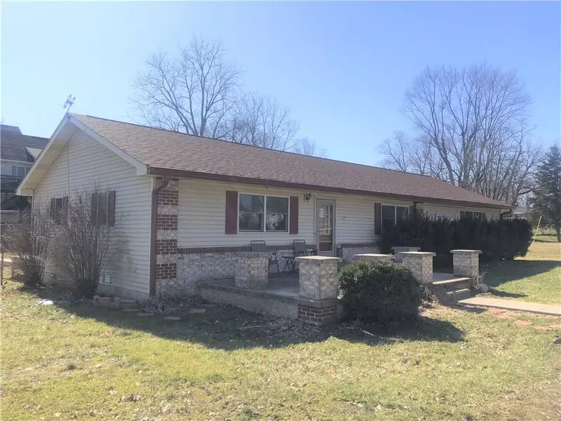 112 W Depot ST, Bainbridge, IN 46105