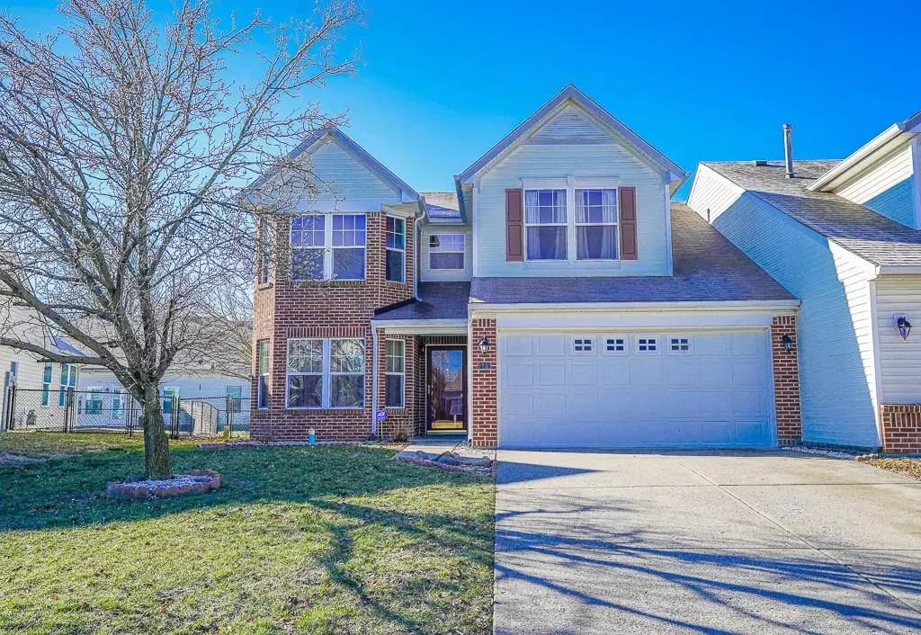 Indianapolis, IN 46217,1233 Oak Knoll CT