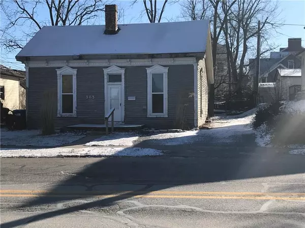 303 S Jackson ST, Greencastle, IN 46135