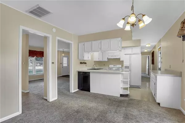 Indianapolis, IN 46280,9876 Woodbriar LN