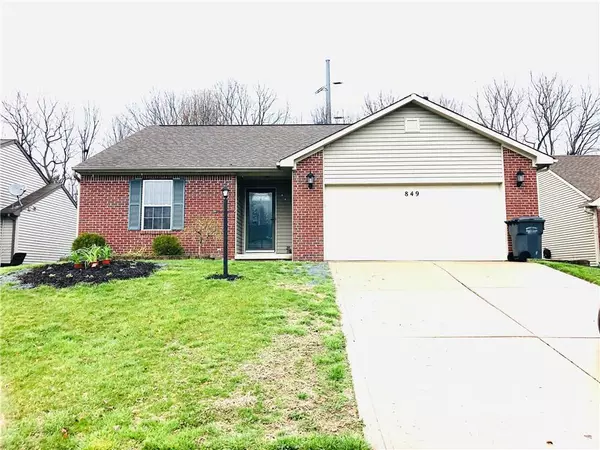 849 Lionshead LN, Greenwood, IN 46143