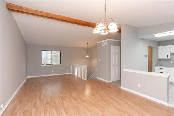 Indianapolis, IN 46214,3044 Valley Farms RD