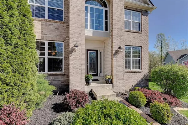 Indianapolis, IN 46236,10340 Ridge Line CT