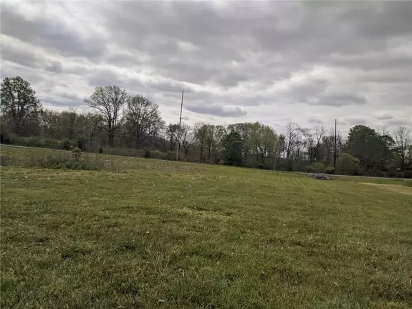 Rushville, IN 46173,813 E 10th ST