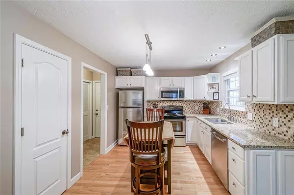 Westfield, IN 46074,2004 Emerald Pines LN