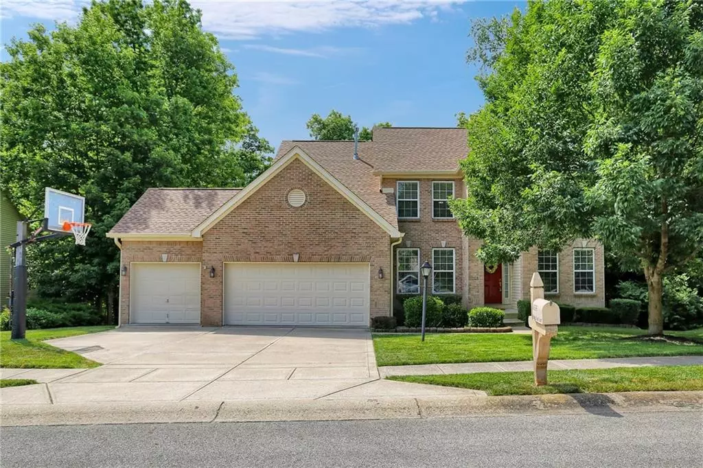 Indianapolis, IN 46236,10335 Ridge Line CT