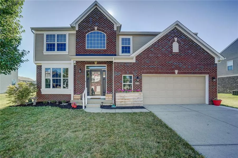 661 SETTLERS WALK, Brownsburg, IN 46112