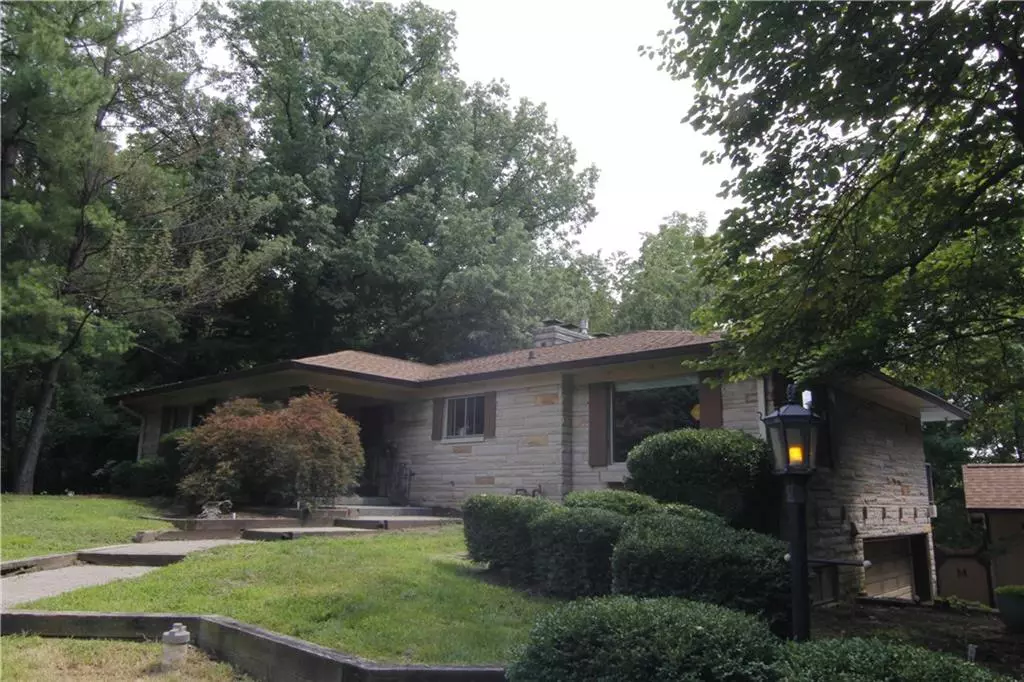 Indianapolis, IN 46220,6139 Autumn LN