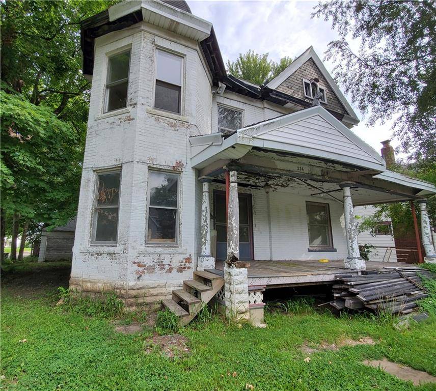 214 W 5th ST, Anderson, IN 46016