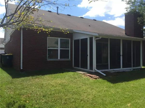 Indianapolis, IN 46216,8438 E Stark DR