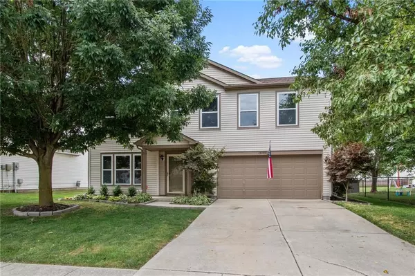 14480 Refreshing Garden LN, Fishers, IN 46038