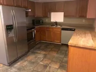 Indianapolis, IN 46280,9861 Woodbriar LN