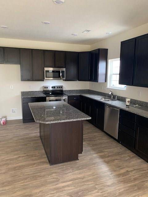 Whitestown, IN 46075,5899 Stubbington LN