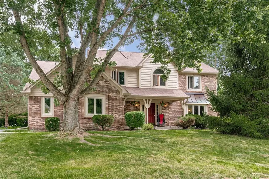 7425 Oakland Hills CT, Indianapolis, IN 46236