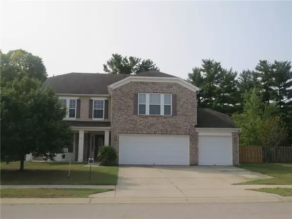 12453 Looking Glass WAY, Indianapolis, IN 46235