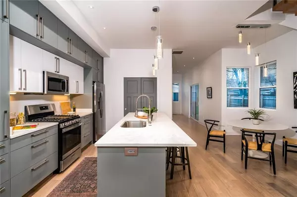 Indianapolis, IN 46201,562 N Temple AVE