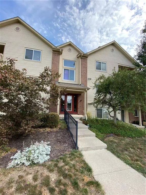 Carmel, IN 46032,12517 Timber Creek DR #10