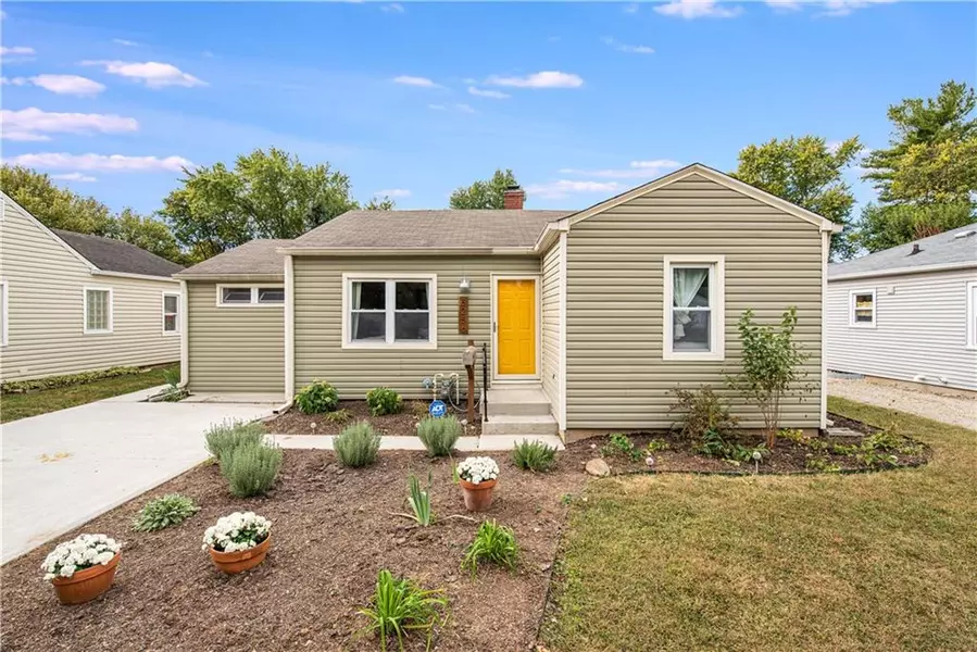 5256 CRITTENDEN, Indianapolis, IN 46220