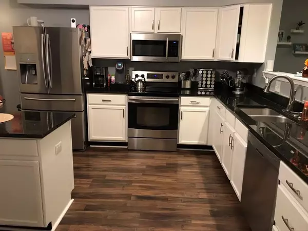 Indianapolis, IN 46236,10013 Sandover LN