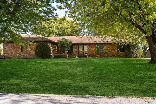 483 Cobblestone RD, Avon, IN 46123