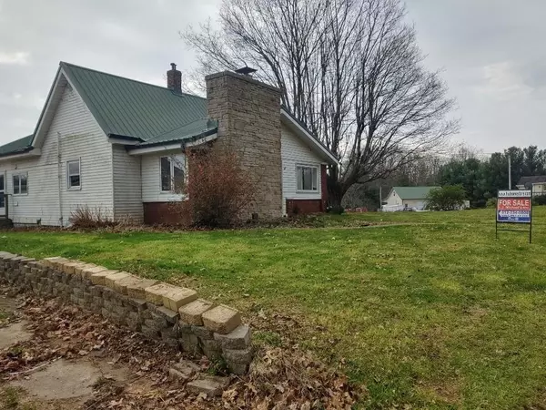 3508 N Sr 157, Bloomfield, IN 47424