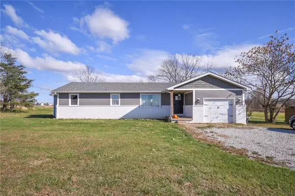 4094 E Blocher RD, Scottsburg, IN 47170