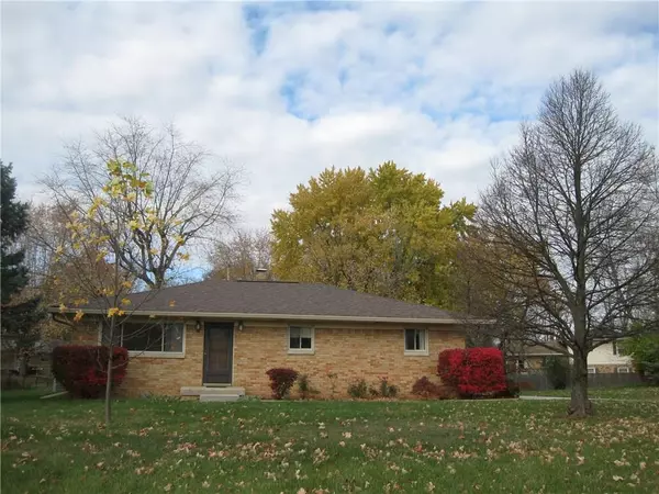 2244 Woodcrest, Indianapolis, IN 46227