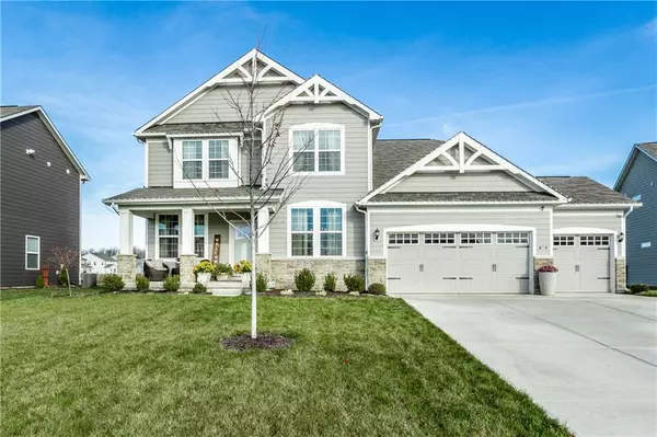 15662 Bellevue CIR, Fishers, IN 46037