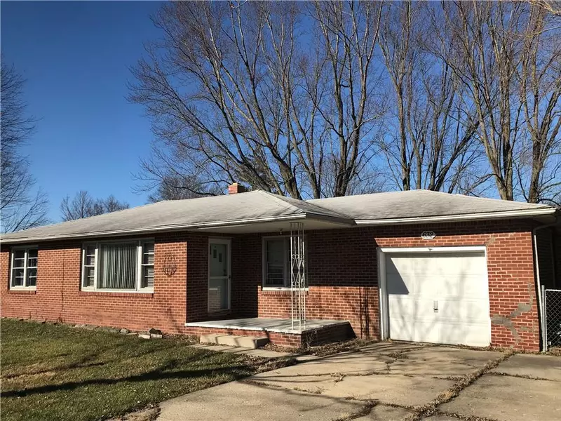 632 W 300 N, Anderson, IN 46011