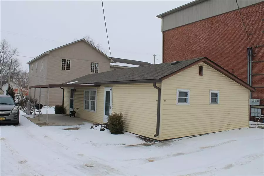 403 W Third ST, Lizton, IN 46149