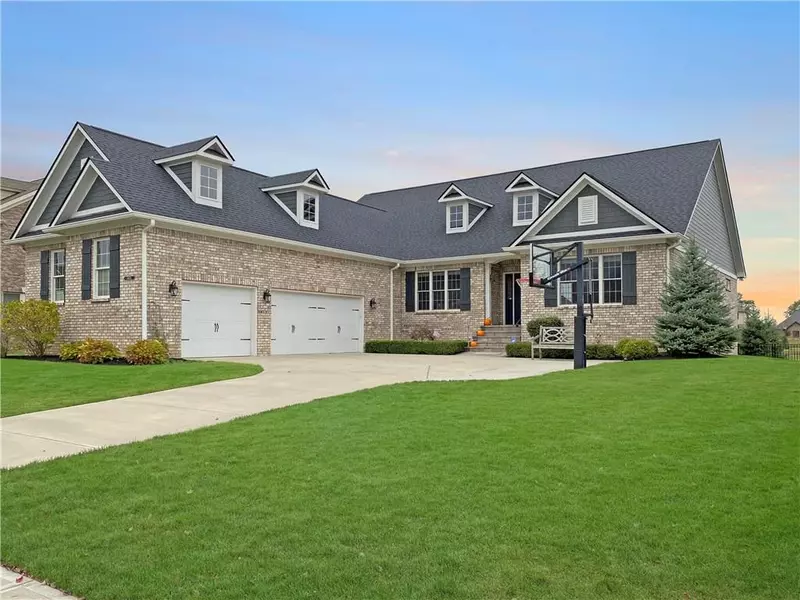 14424 Gainesway CIR, Fishers, IN 46040