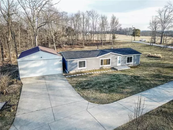 8744 Davies RD, Dillsboro, IN 47018