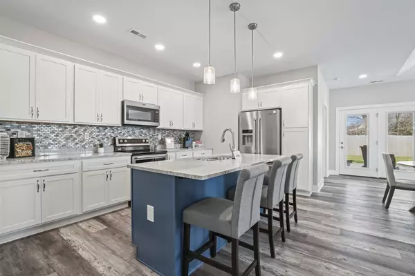 Knightstown, IN 46148,312 Blue River DR
