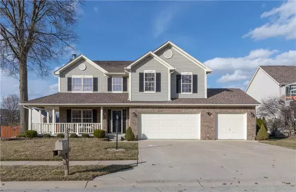 1234 BLACK OAK CIR, Greenwood, IN 46143