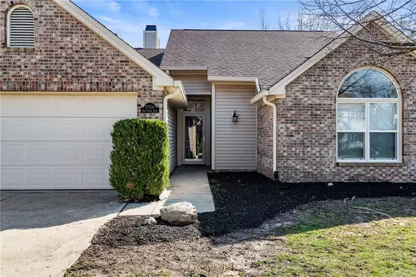 Indianapolis, IN 46254,5356 Deer Creek DR