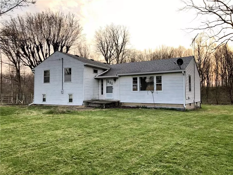 5754 S State Road 37, Elwood, IN 46036