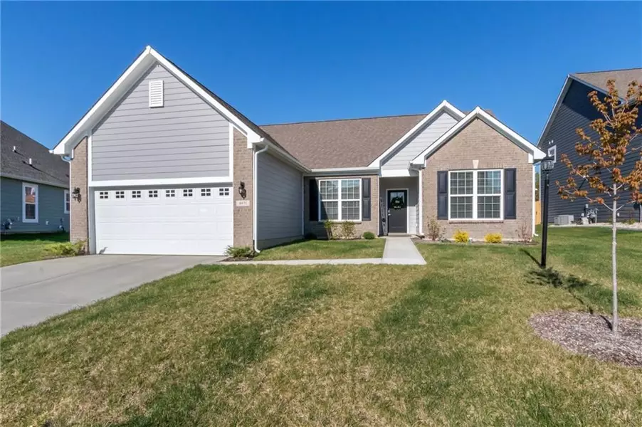 4871 Harris PL, Greenwood, IN 46142