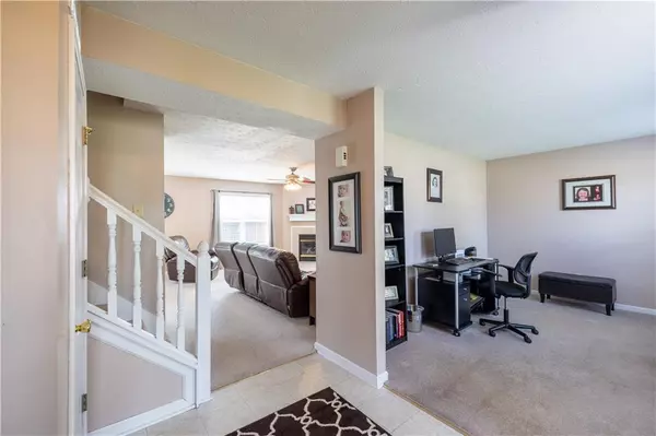 Whiteland, IN 46184,473 Acorn DR