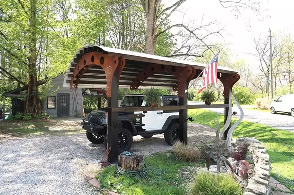 Indianapolis, IN 46227,615 Gilbert AVE