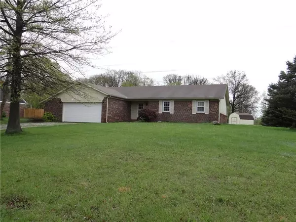 6819 W Colonial DR, Greenfield, IN 46140