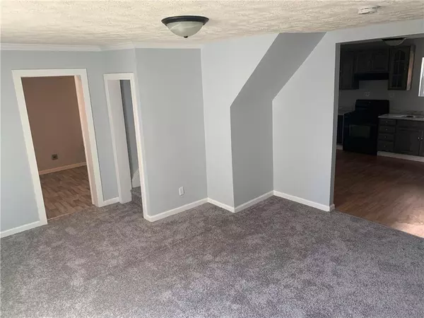 Ladoga, IN 47954,105 W South ST