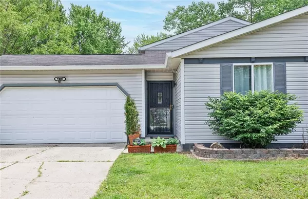 Indianapolis, IN 46268,6815 Middleton CT