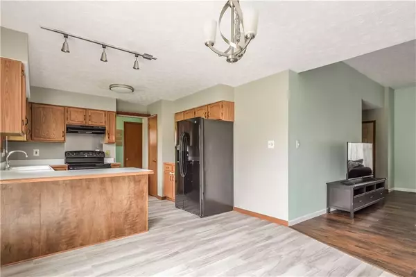 Greenwood, IN 46143,993 Bull Run West DR