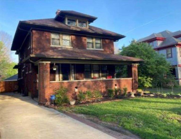 884 Woodruff Place East DR, Indianapolis, IN 46201