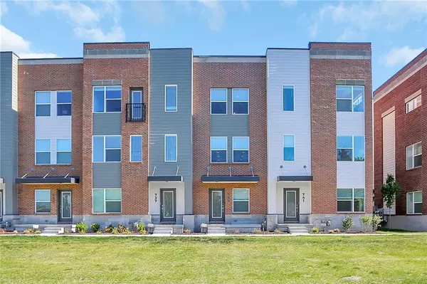 739 Switchyard PL, Indianapolis, IN 46202